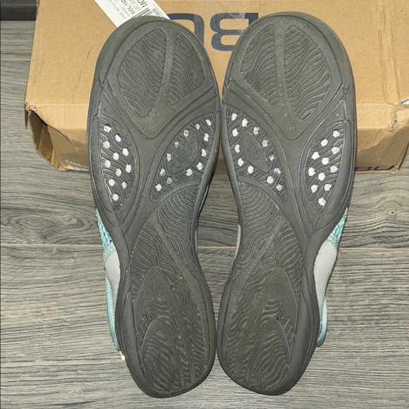 JBU Women's Ariel Water Ready Flats - Picture 6 of 6